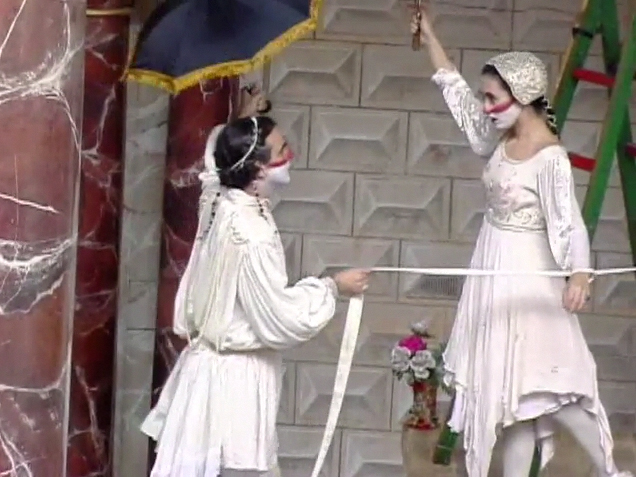 Romeo & Juliet: at the Globe Theatre